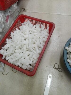 ắc mủ nhựa cửa kéo