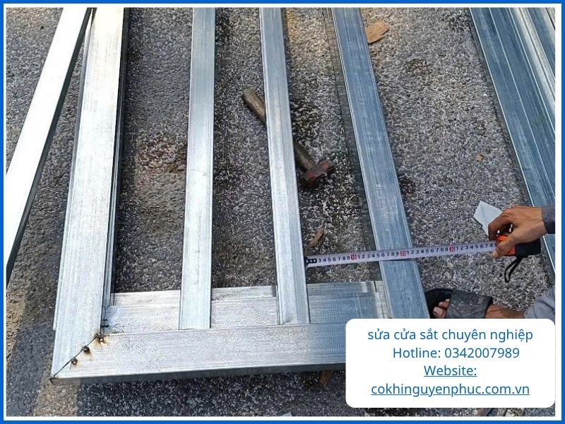 Tại sao nên chọn thợ sửa cửa sắt Bình Chánh từ Cơ Khí Nguyễn Phúc
