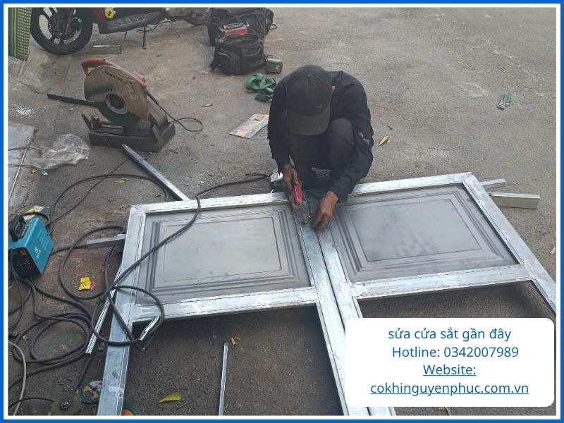 Dịch vụ gia công và làm cửa sắt Bình Thạnh