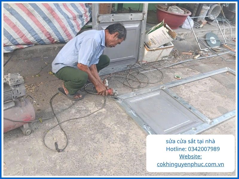 Gọi Ngay Sửa Cửa Sắt Bình Chánh Của Nguyễn Phúc