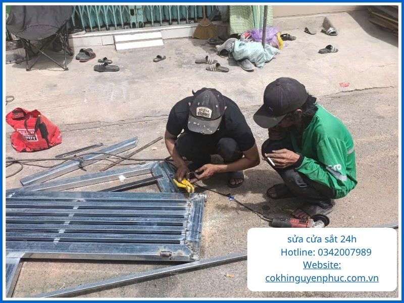 Khi Nào Bạn Nên Gọi Dịch Vụ Sửa Cửa Sắt Tại Buôn Ma Thuột Để Đảm Bảo An Toàn