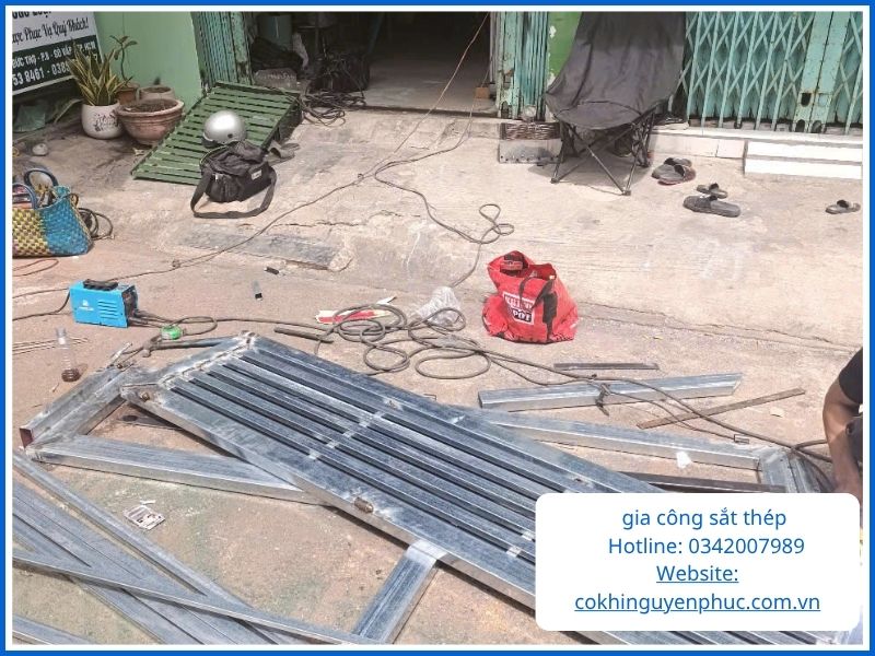 Tại Sao Nên Chọn Thợ Hàn Sắt Tận Nơi Của Cơ Khí Nguyễn Phúc