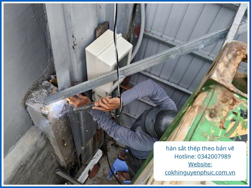 Tái cấu trúc không gian bằng kết cấu thép mạ kẽm thế hệ mới
