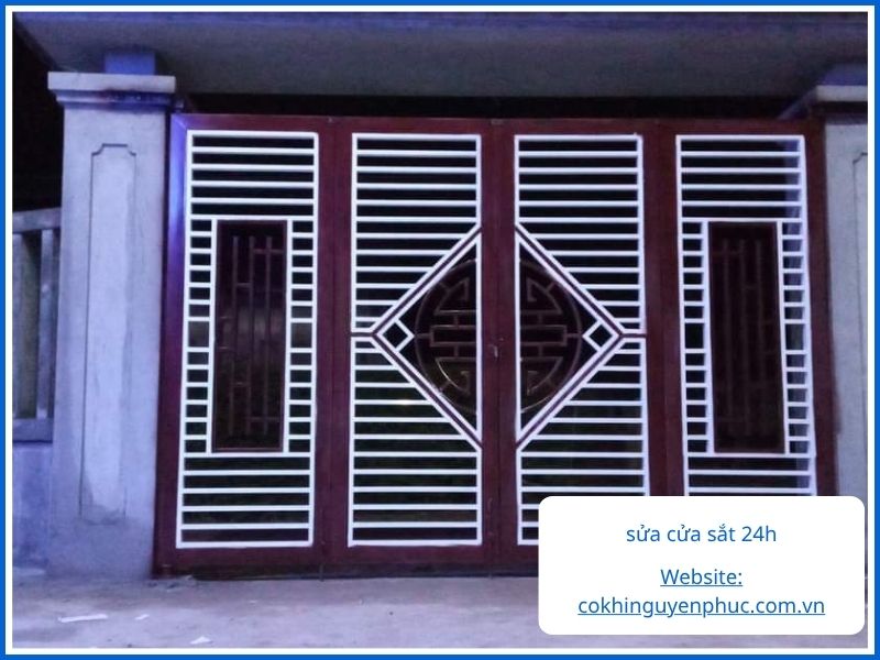 Quy trình sửa cửa sắt chuyên nghiệp tại Quận 10