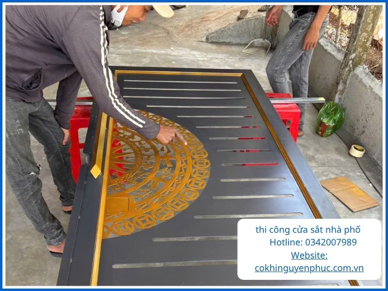 Nhu cầu thi công cửa sắt nhà phố hiện nay