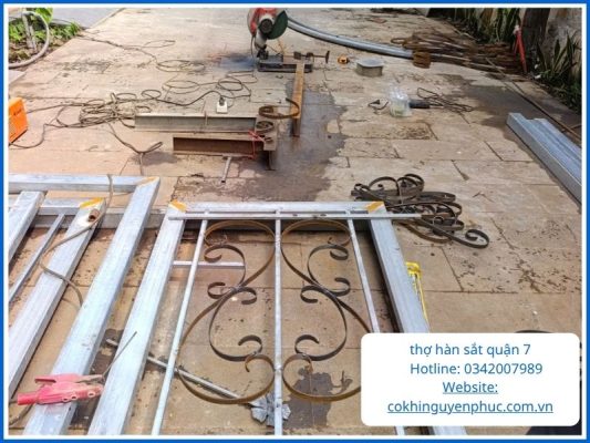 Thợ Hàn Sắt Quận 7 Tận Nơi Giá Rẻ, Uy Tín 24/7 