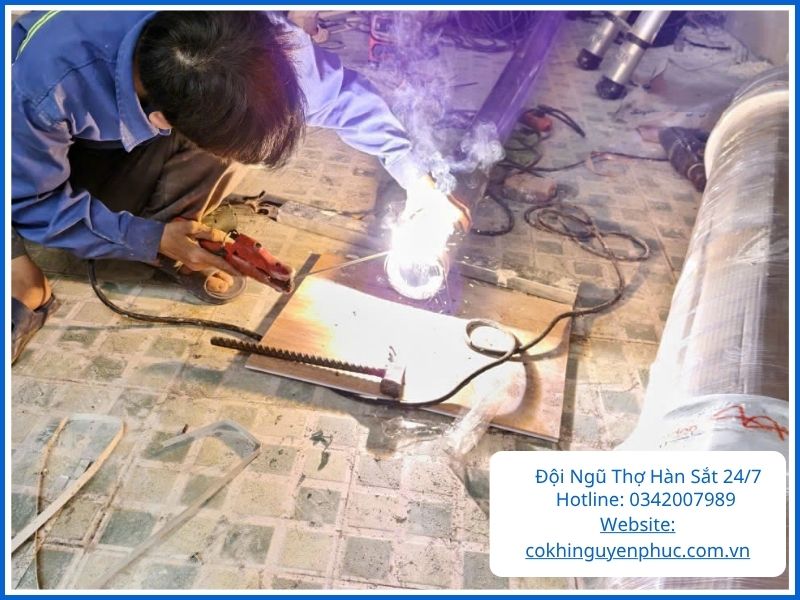 Liên Hệ Đội Ngũ Thợ Hàn Sắt Củ Chi 24/7 Ngay Hôm Nay