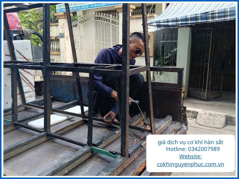 giá chi tiết dịch vụ cơ khí hàn sắt Bình Tân