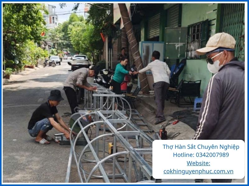 Thách Thức Môi Trường Và Tầm Quan Trọng Của Thợ Hàn Sắt Nhà Bè Chuyên Nghiệp
