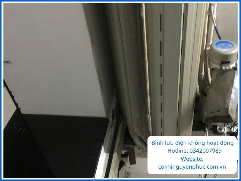 Những dấu hiệu cần gọi thợ sửa cửa cuốn Quận 3