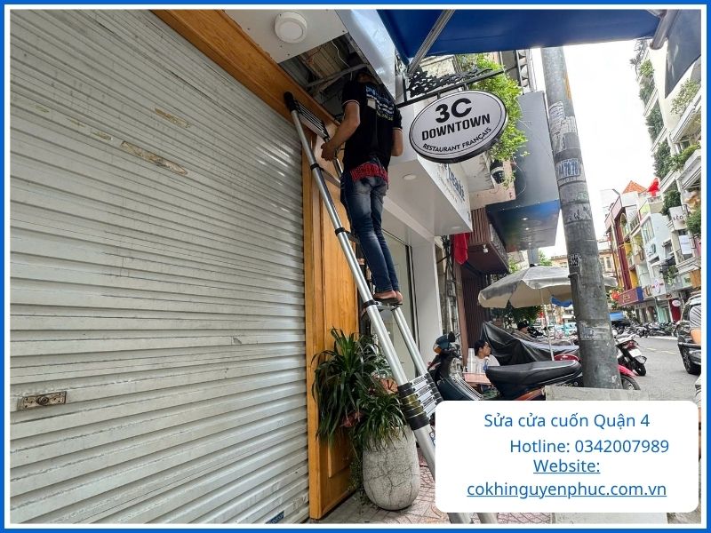 Sửa cửa cuốn Quận 4 tại nhà – Xác định lỗi trước khi thay linh kiện