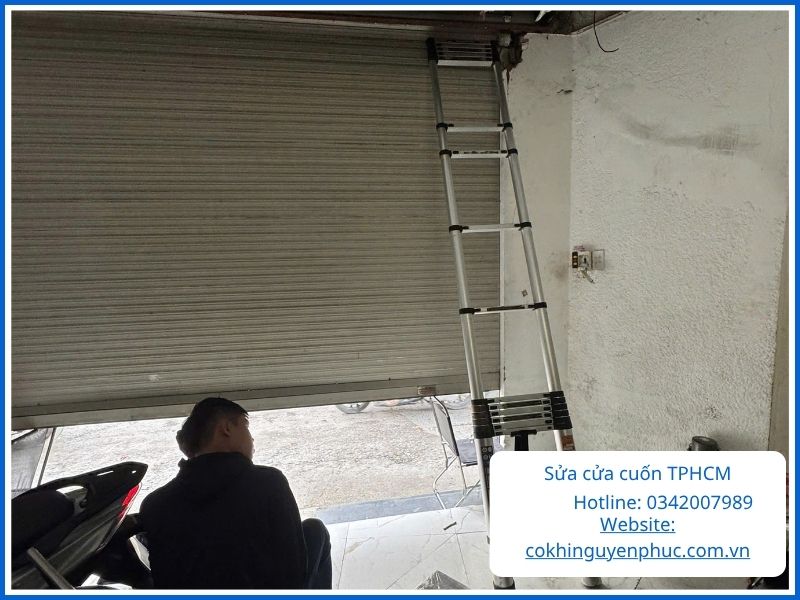 Sửa cửa cuốn TPHCM tận nơi – Kiểm tra đúng lỗi, báo giá trước khi làm
